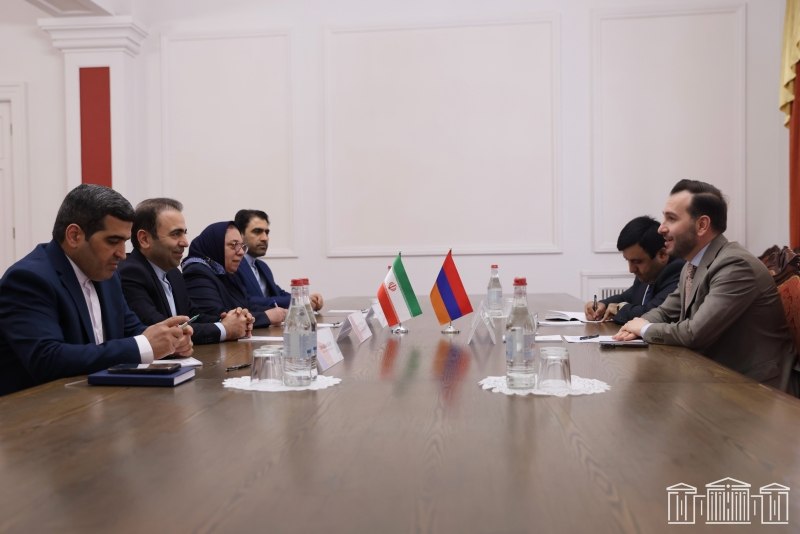 Հայկ Կոնջորյանը հանդիպել է ՀՀ-ում Իրանի դեսպանի հետ