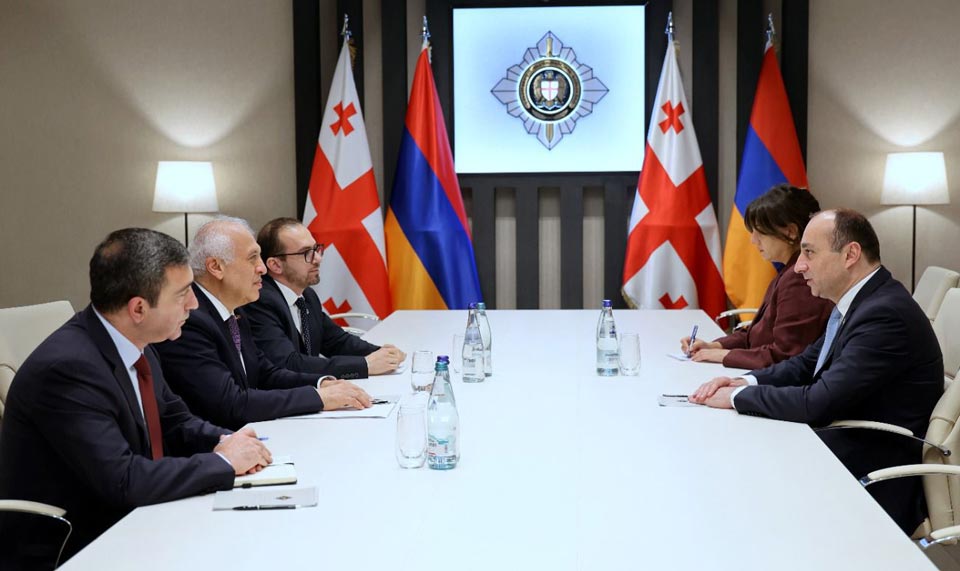 Վրաստանի ՊԱԾ պետն ու ՀՀ դեսպանը քննարկել են տարածաշրջանային անվտանգության մարտահրավերները