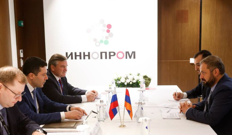 Գևորգ Պապոյանն ու Անտոն Ալիխանովը քննարկել են հայ-ռուսական առևտրատնտեսական կապերի զարգացումը