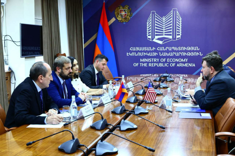 Պապոյանն ու ՀՀ-ում ԱՄՆ գործերի ժամանակավոր հավատարմատարը քննարկում են անցկացրել  