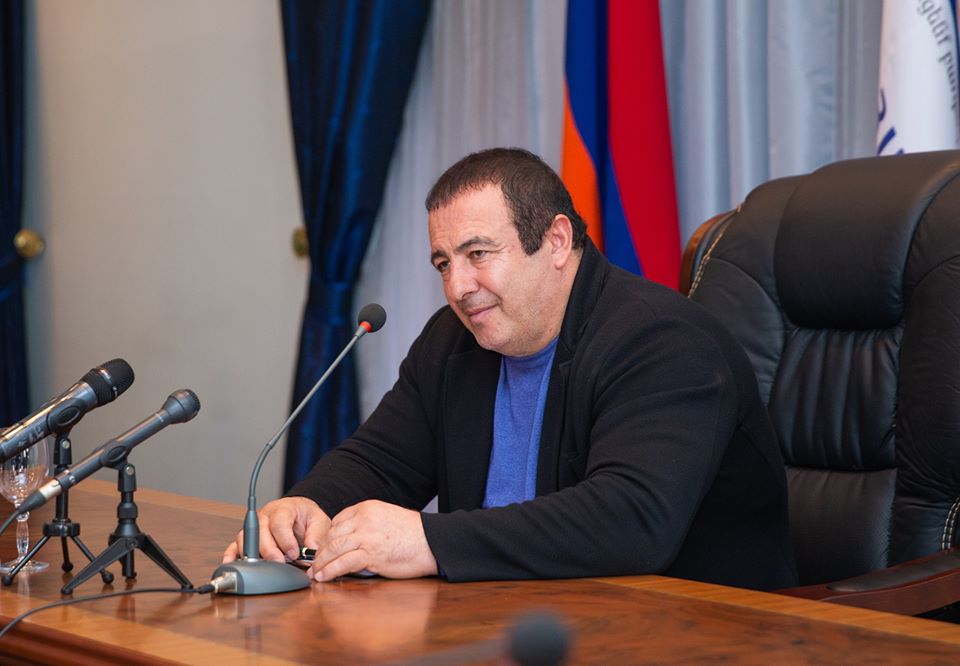 «Ոչ հների, ոչ գործողների հետ»․ Ծառուկյանը կտրուկ հայտարարություն արեց