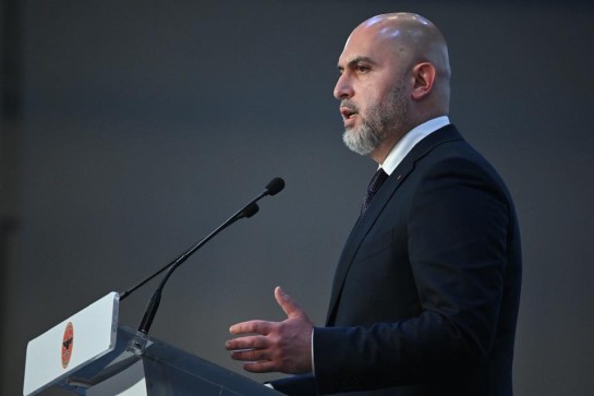 Մենք ժեխ չենք, մենք խեժ ենք` հույսի, սիրո, հավատի և պատվի թանձրուք. Արմեն Աշոտյան