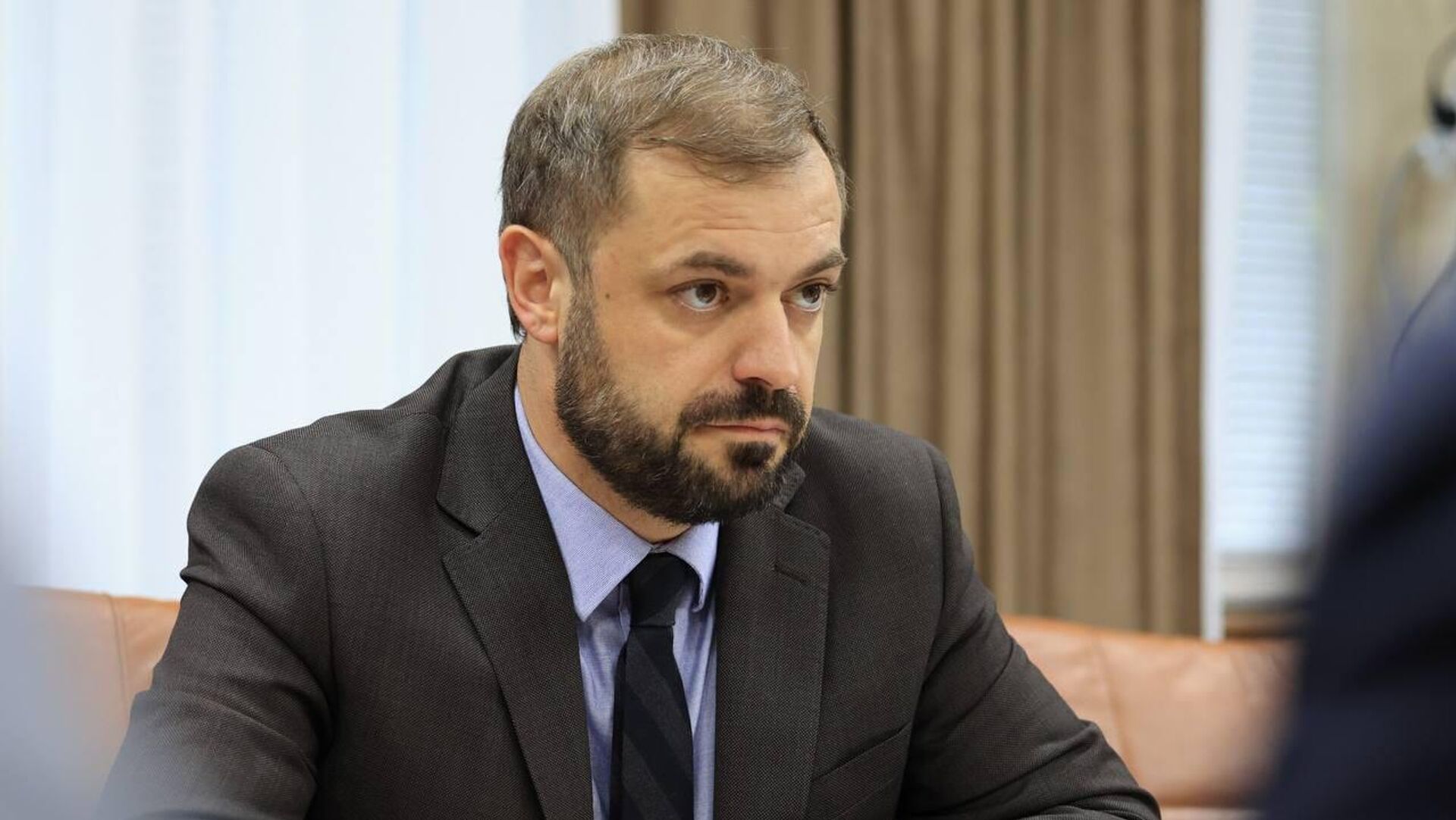 Ադրբեջանը Հայաստանից փայլաթիթեղ ներկրելու հայտ է ներկայացրել և գին է խնդրել. Պապոյան