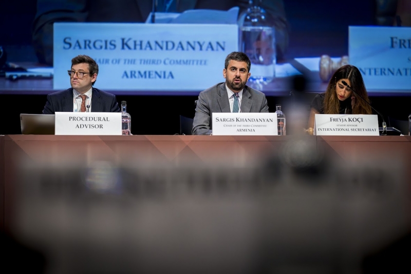 Սարգիս Խանդանյանը վերընտրվել է ԵԱՀԿ խորհրդարանական վեհաժողովի ժողովրդավարության, մարդու իրավունքների եւ հումանիտար հարցերի հանձնաժողովի նախագահի պաշտոնում