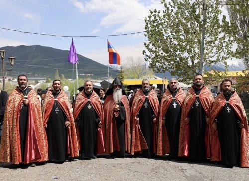 Ապարանի Վերածնունդ հուշահամալիրում կատարվել է Հանրապետական մաղթանք. Լուսանկարներ