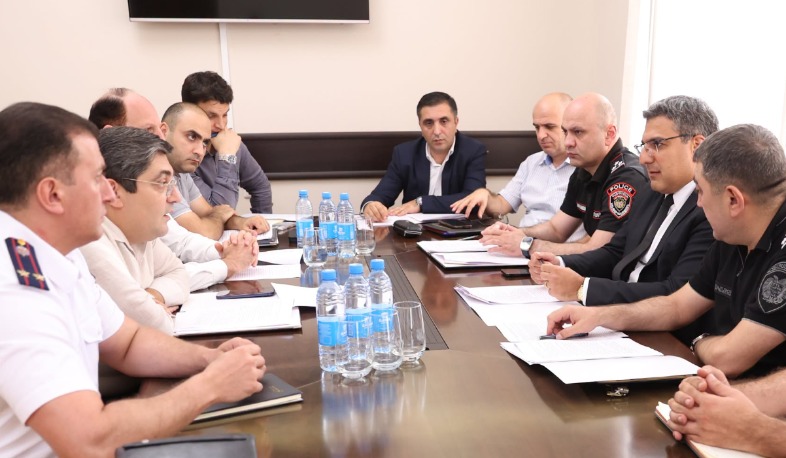 ՆԳՆ-ում, Ոստիկանությունում և Դատախազությունում քննարկվել են հանցավորության դեմ պայքարի արդյունավետության բարձրացման հարցեր