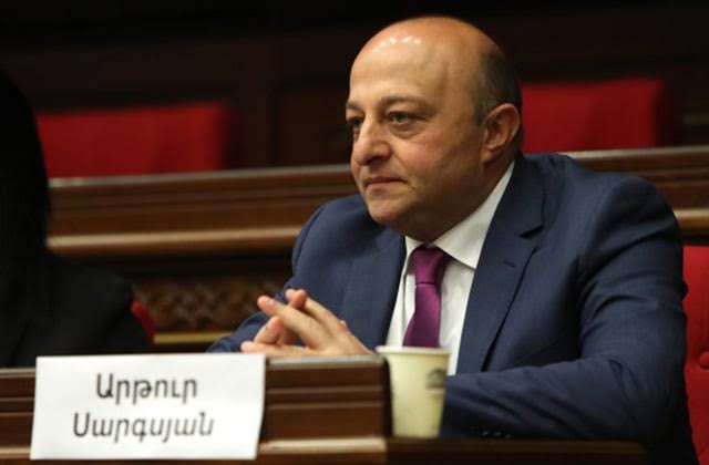 Արթուր Սարգսյանի տնային կալանքը երկարաձգվեց