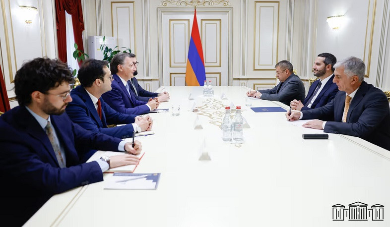 Ռուբեն Ռուբինյանն ընդունել է Հայաստանում Իտալիայի դեսպան Ալեսսանդրո Ֆերրանտիին