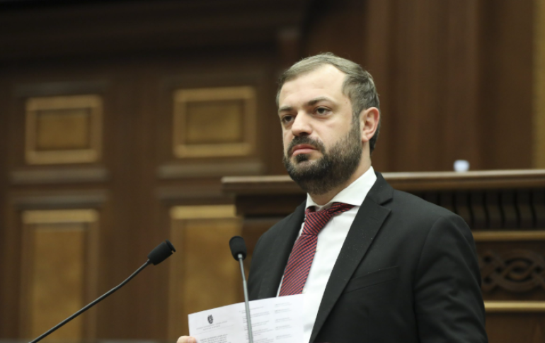 «Արարատցեմենտ»–ի տնօրենին ես եմ նշանակելու, նա Էկոնոմիկայի նախարարության աշխատակից է լինելու․ Գևորգ Պապոյան 
