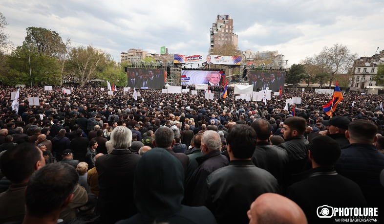 «Ուժեղ Հայաստան»-ից անձը համակարգել է հանրահավաքին լոռեցիների Երևան տեղափոխումը, սնունդ և գումար տվել